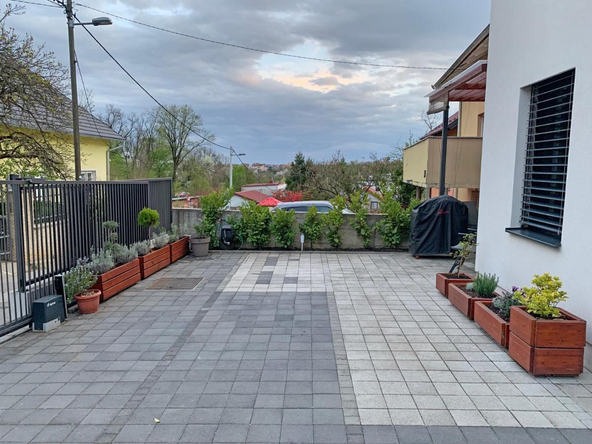 Apartment Maksimir Yard ザグレブ エクステリア 写真